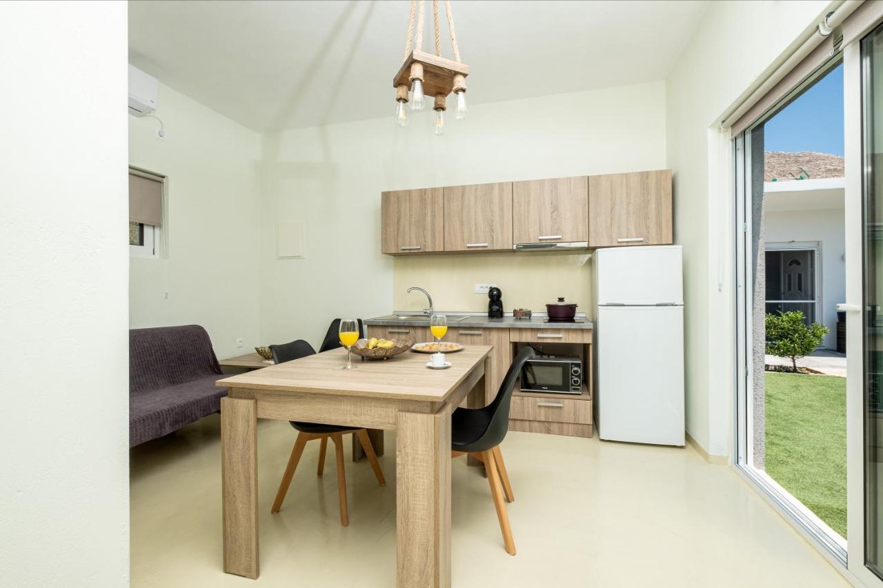 Sagma Villas Perissa  Bagian luar foto